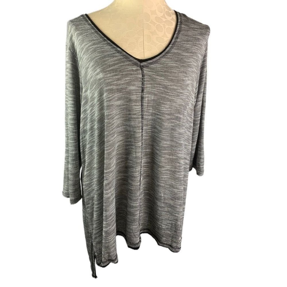 1X Cable & Gauge Women's Black‎ White Sheer 3/4 Sleeve V-Neck Tshirt